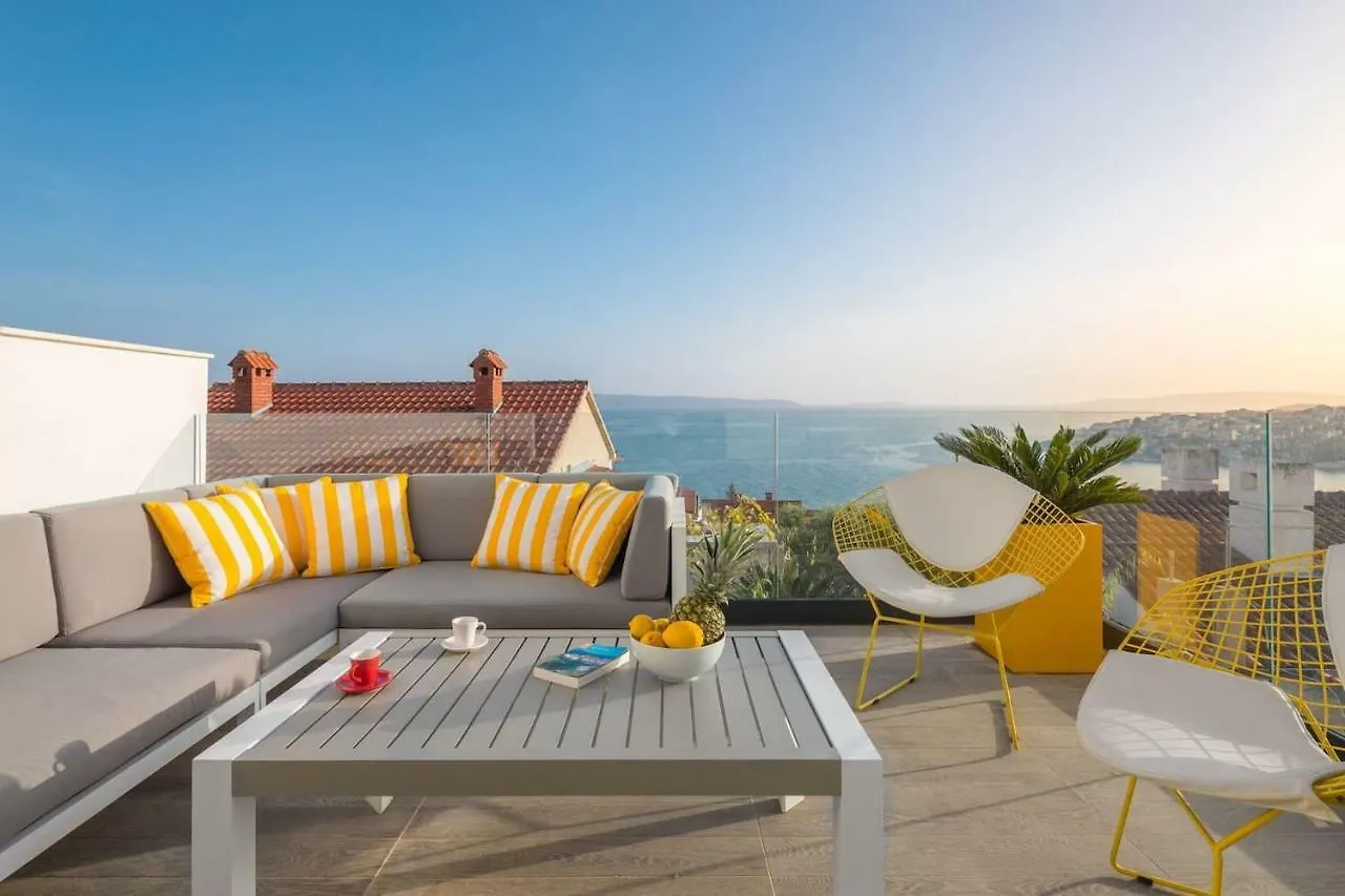 Luxury Villa Riva With Infinity Pool Okrug Gornji Hırvatistan