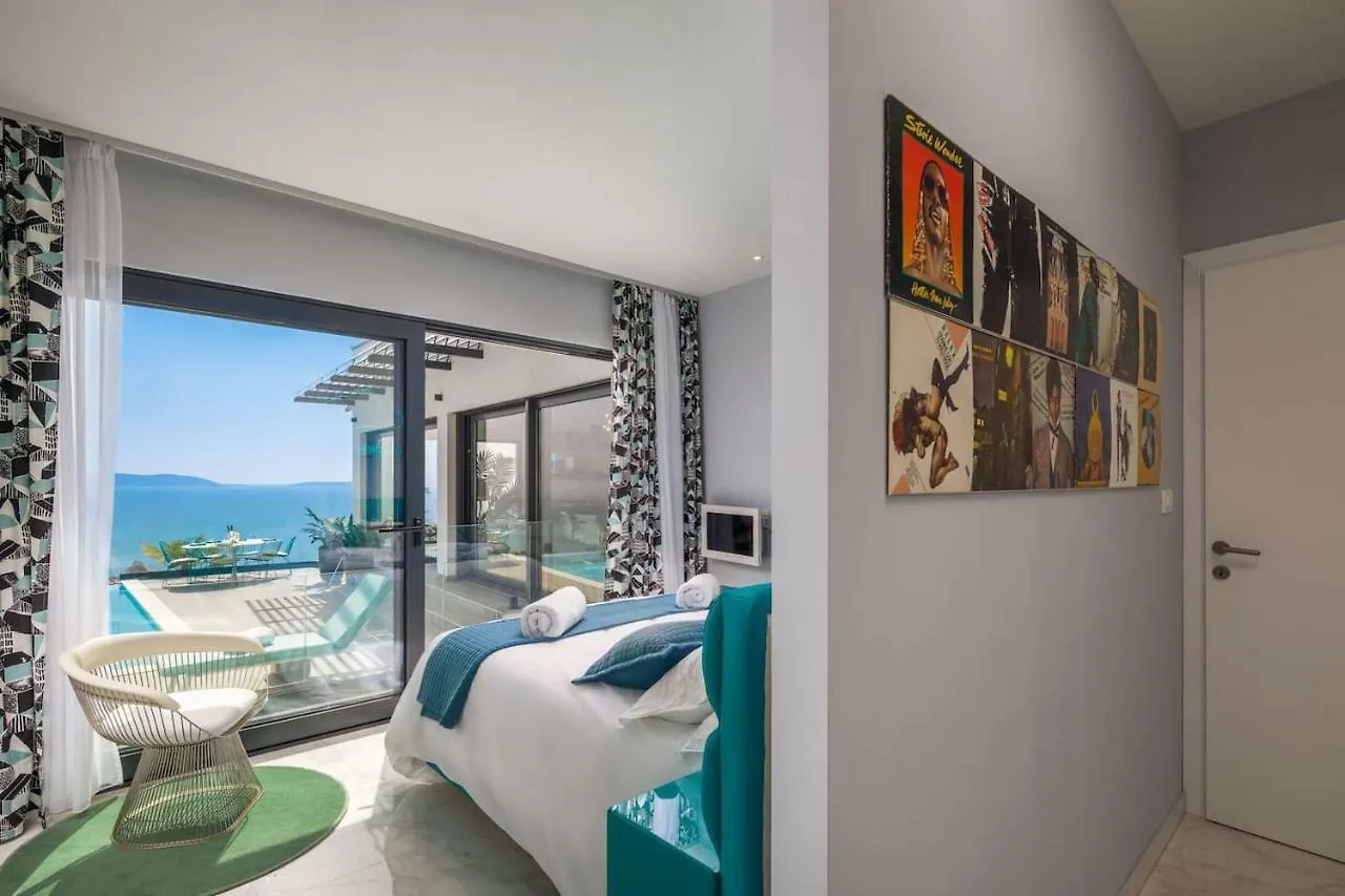 Luxury Villa Riva With Infinity Pool Okrug Gornji