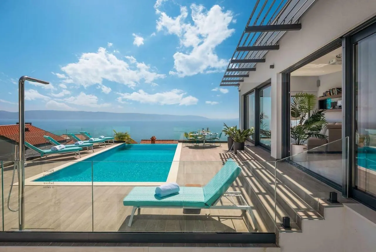 Luxury Villa Riva With Infinity Pool Okrug Gornji