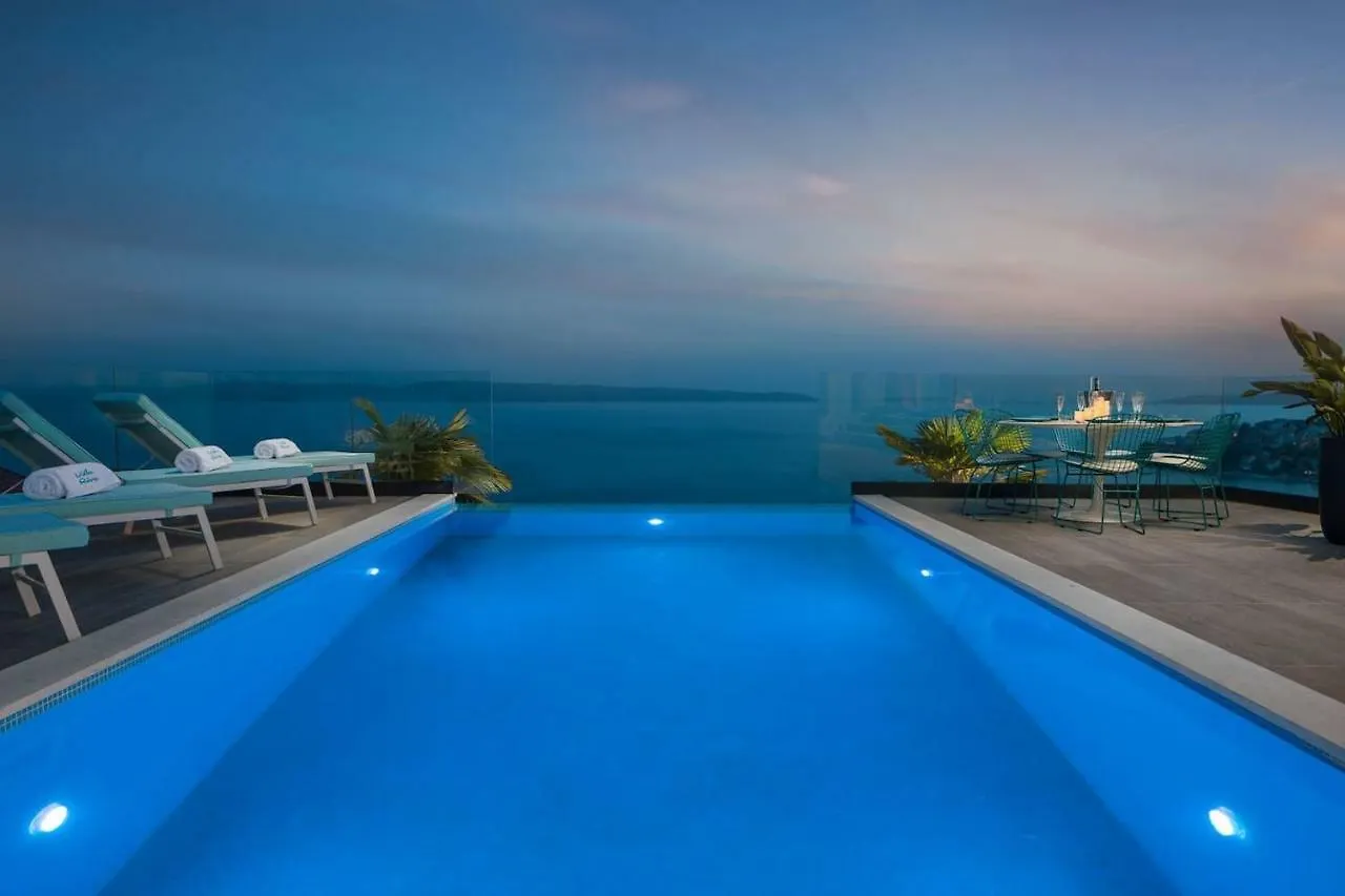 Luxury Villa Riva With Infinity Pool Okrug Gornji