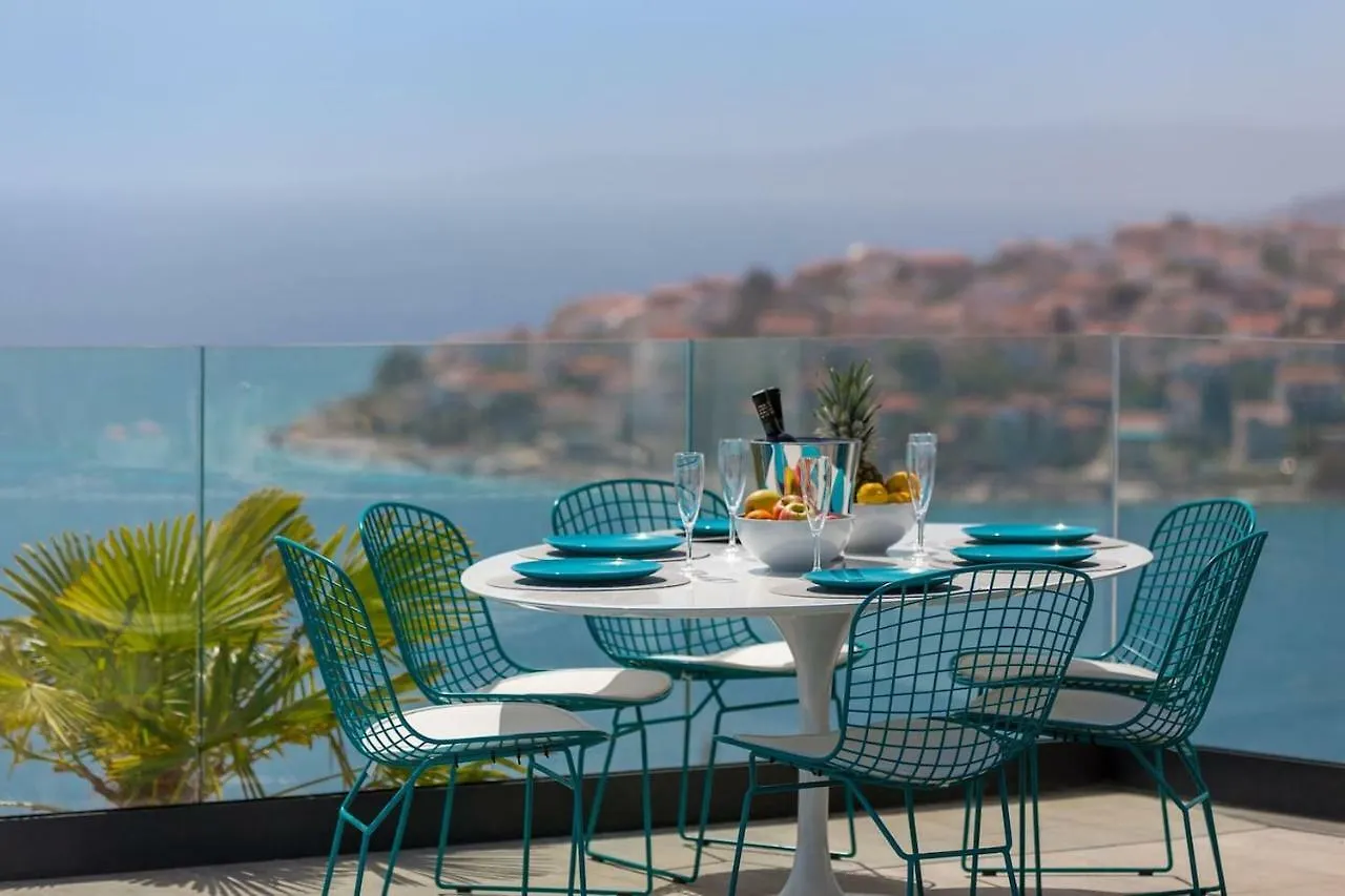 Luxury Villa Riva With Infinity Pool Okrug Gornji